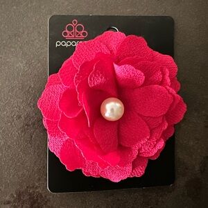Paparazzi Pearl Flower Hair Clip